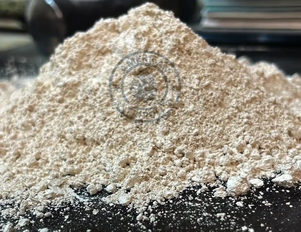 Cream 10 Tripoli Powder